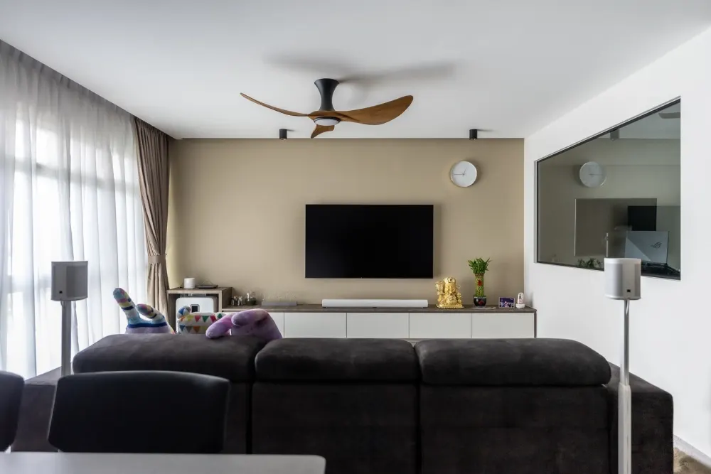 HDB-389 | BUKIT BOTAK